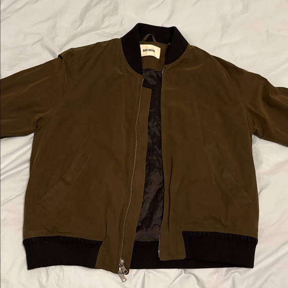 Buck Mason Bomber - Picture 4 of 14